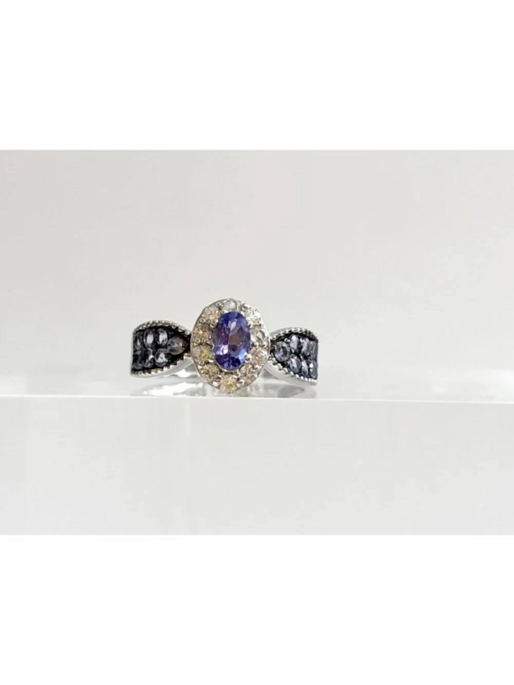Tanzanite Gemstone Oval Cut Halo Style Sterling Silver 925 Vintage Ring - sz 8